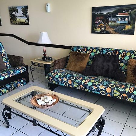 Ocean Front Apartment Luquillo Extérieur photo