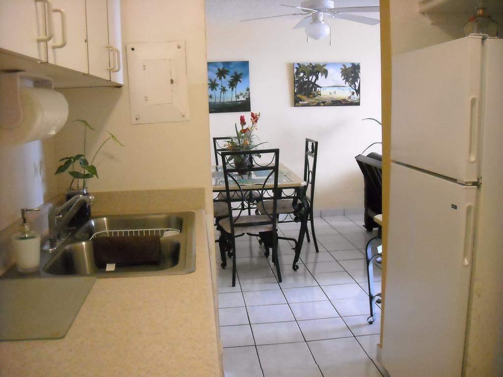 Ocean Front Apartment Luquillo Extérieur photo