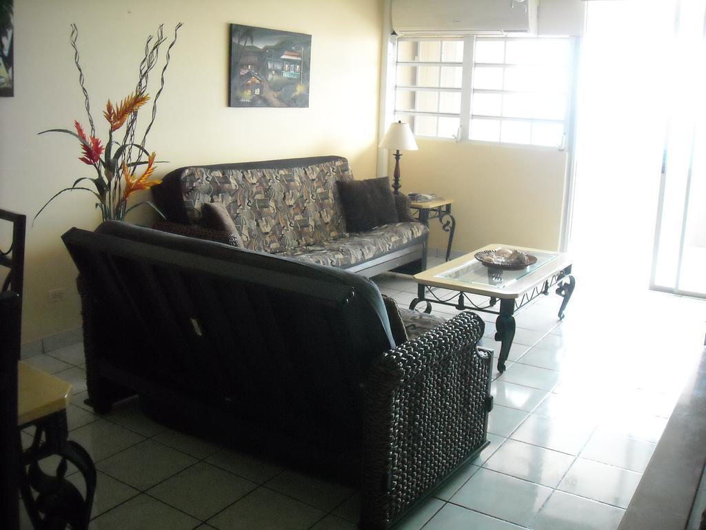 Ocean Front Apartment Luquillo Extérieur photo