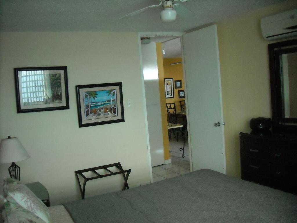 Ocean Front Apartment Luquillo Extérieur photo