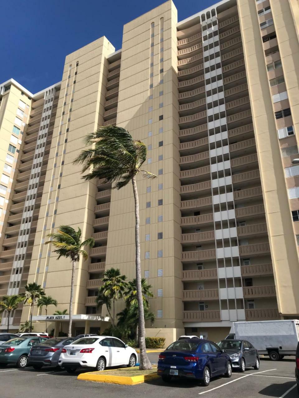 Ocean Front Apartment Luquillo Extérieur photo